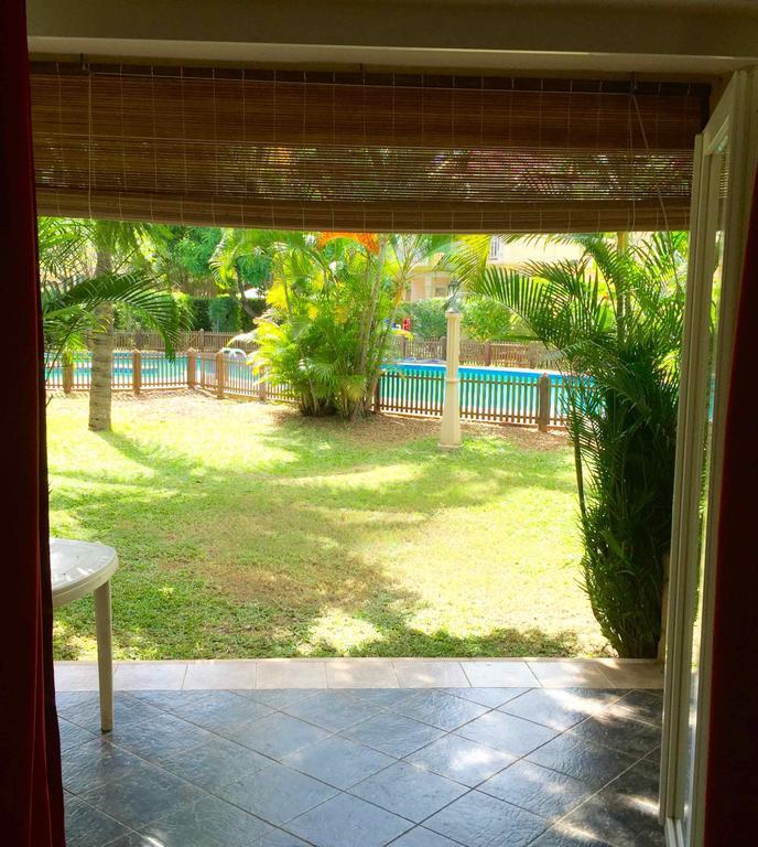 Beachfront Villa In A Beautiful And Secured Complex Flic-en-Flacq Exterior foto